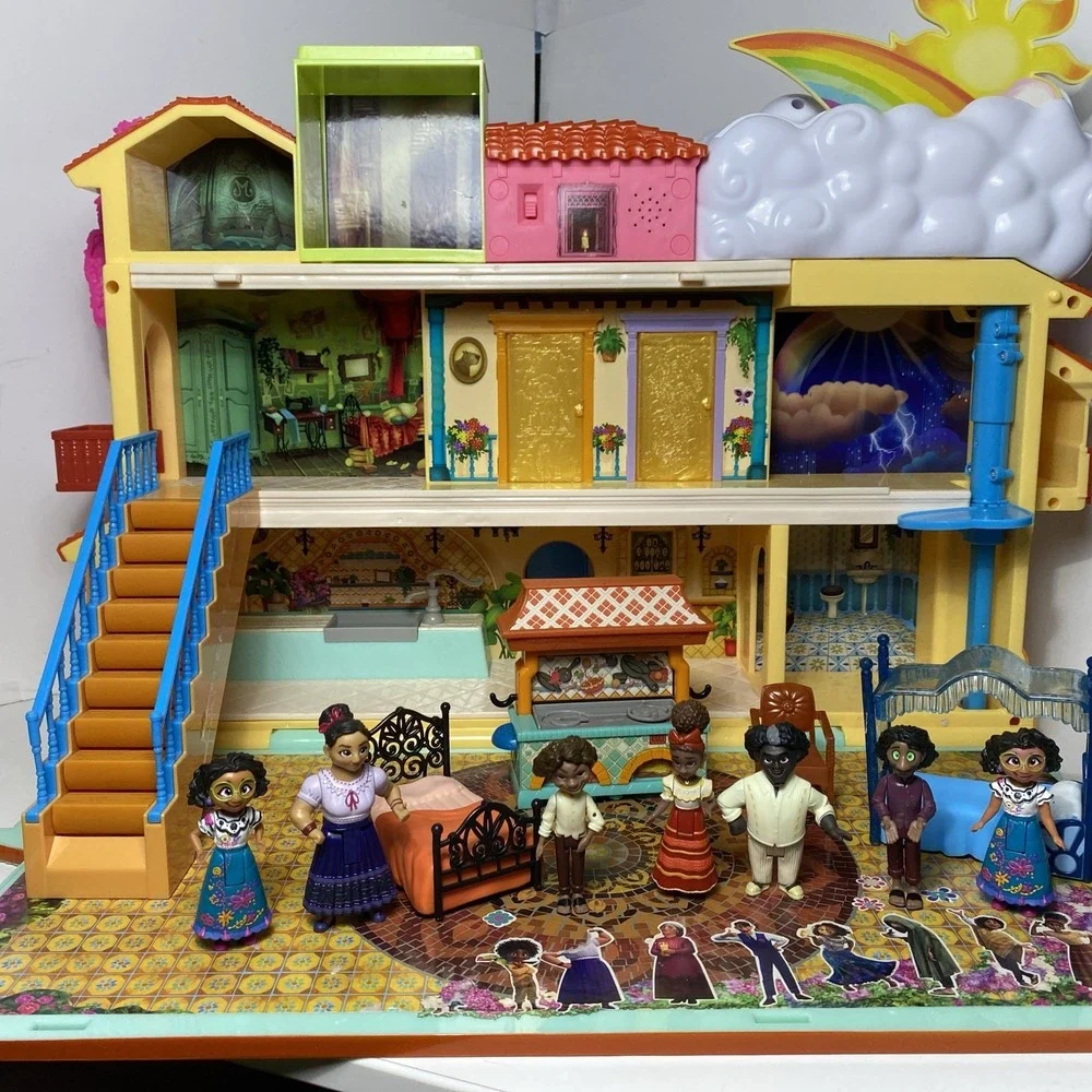Disney Encanto Magical Casa Madrigal House Play-set Figures, Furniture. Inc Batt
